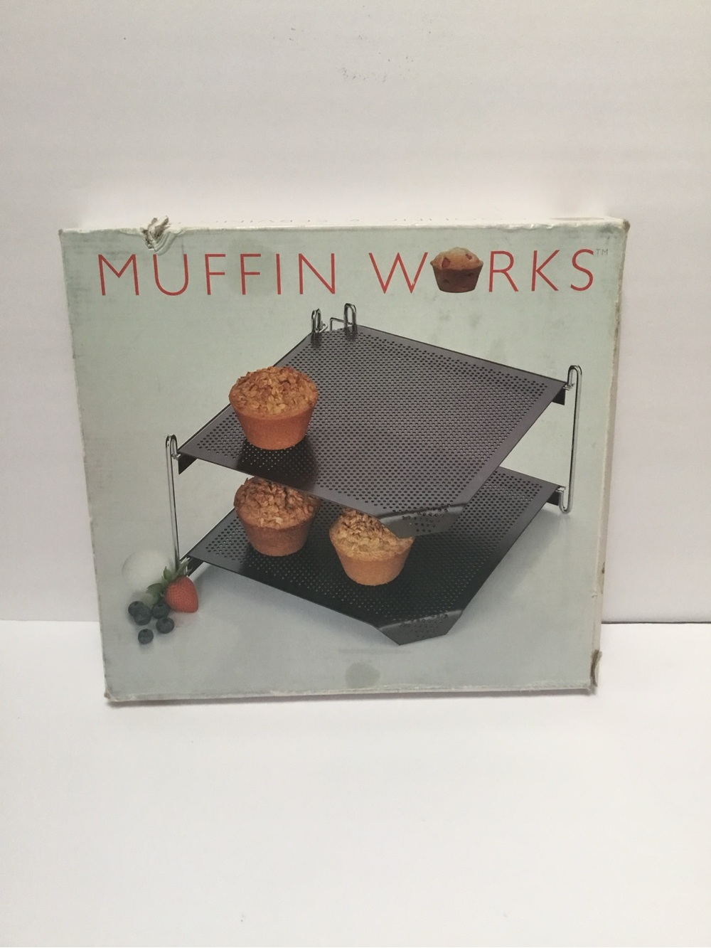Muffin Works Two Tier Cooling Rack - Picture 4 of 8